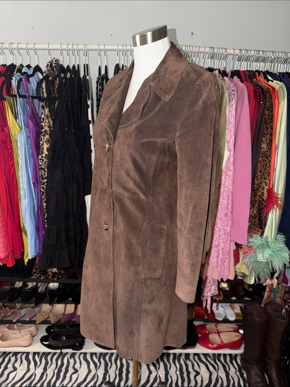 Cynthia Steffe Genuine Brown Suede Coat, size 2 - Picture 7 of 16